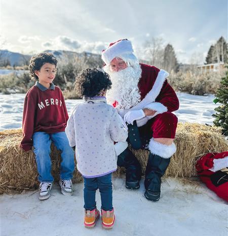 little kids meeting santa